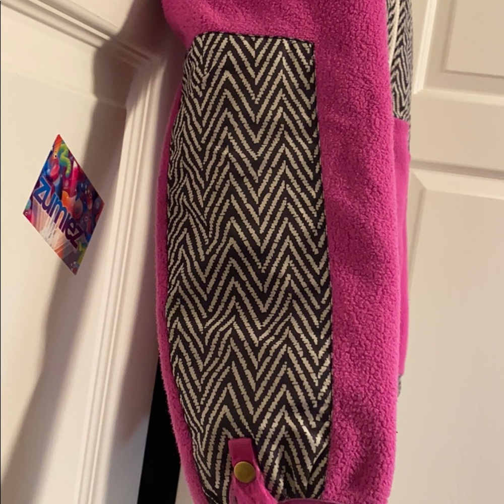 Jacket - Picture 3 of 4